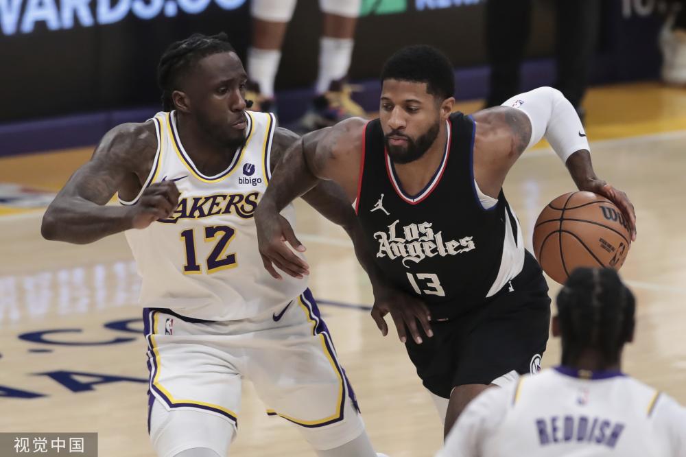 面对台下成 面对台下成