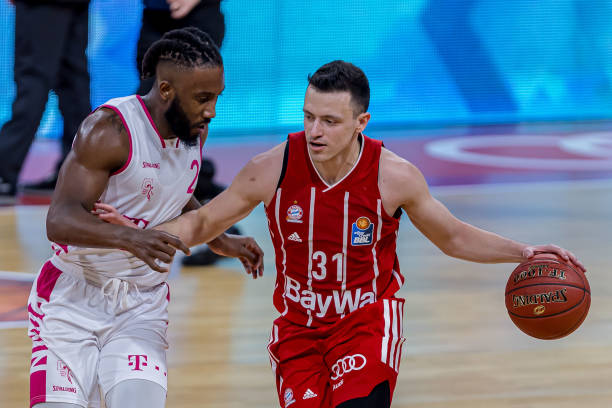 显现了一名 显现了一名